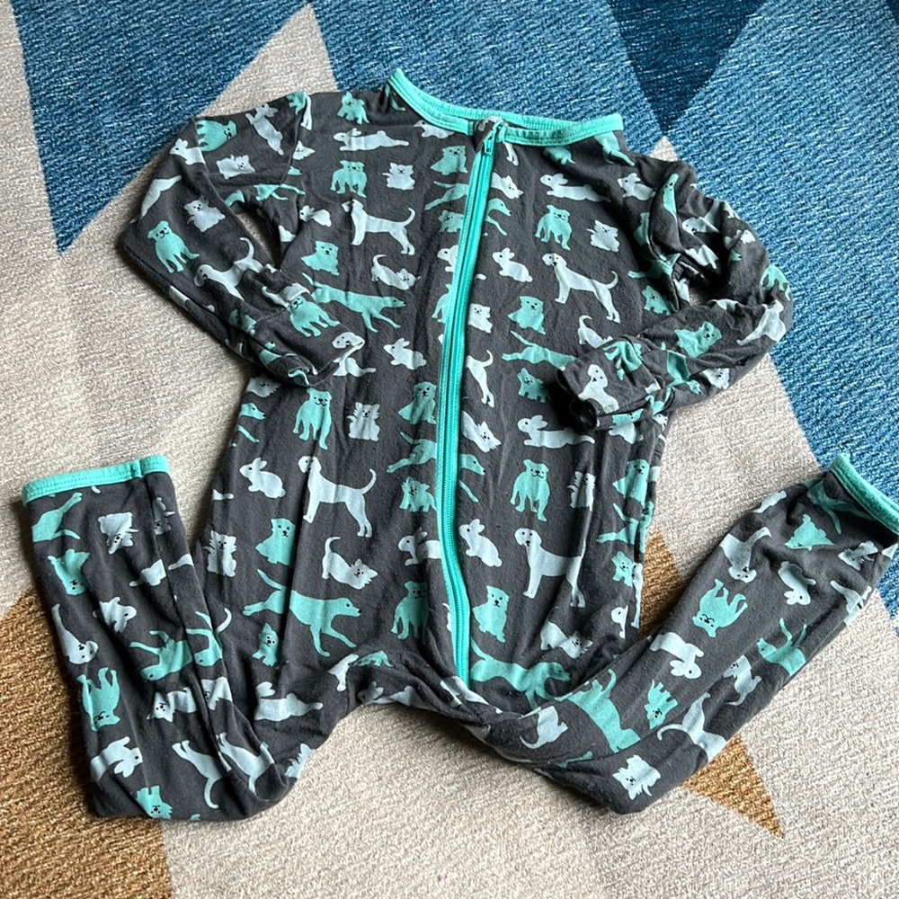 Kickee Pants Domestic Animals 12-18 month zipper footless one piece.